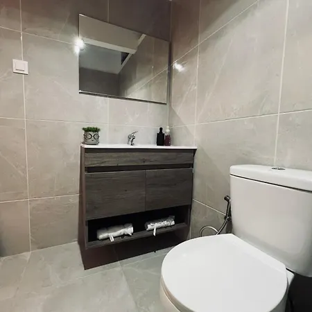 Comfortable Near The Sea *