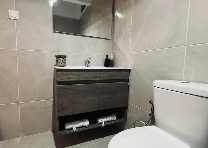 Comfortable Near The Sea *