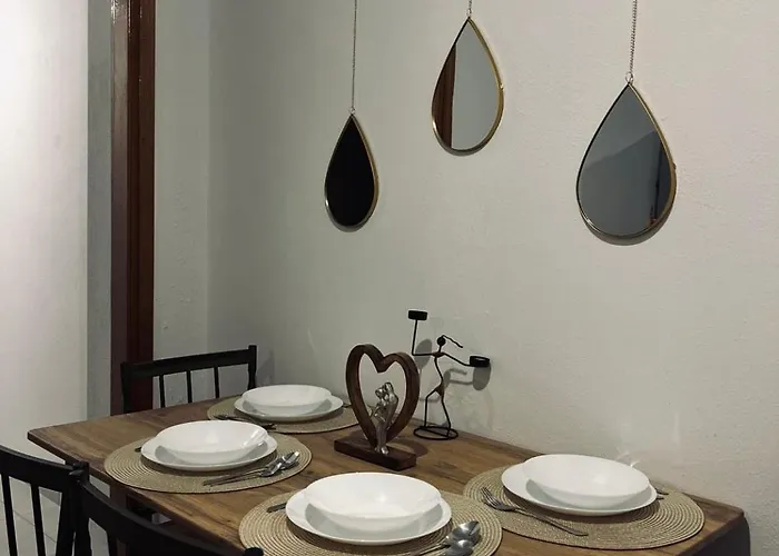 Comfortable Near The Sea شقة *