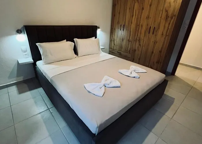 Comfortable Near The Sea Néa Ankhíalos