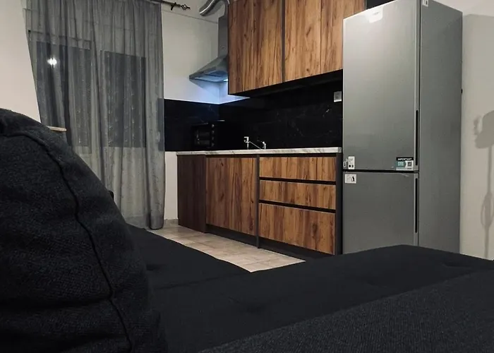 Comfortable Near The Sea *